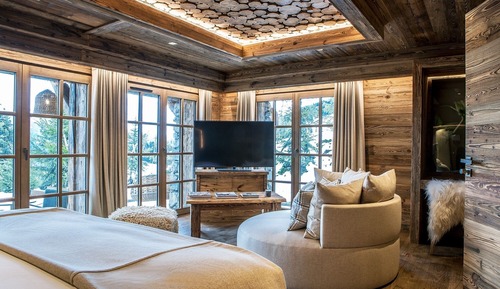 Chalet, bain à remous, vue montagne (Edelweiss)