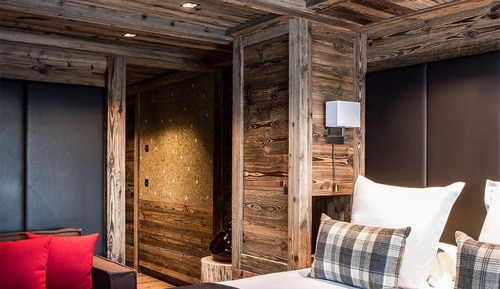 Chambre Double Classique, terrasse, vue montagne (Chambre Violette)