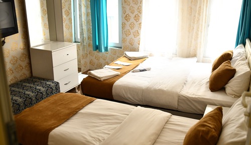 Chambre Triple Classique, vue ville