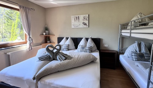 Appartement, 2 chambres, balcon, vue montagne