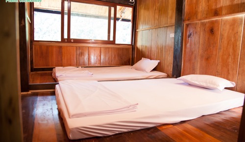 Chambre Quadruple Standard (Mattress Only)