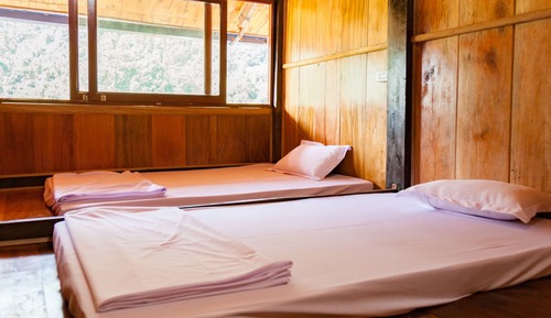 Chambre Double Standard (Mattress Only)