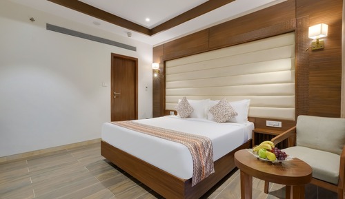 Fern Club Suite