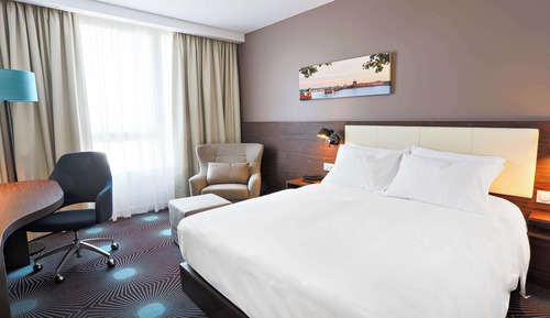 Chambre Familiale, 1 grand lit, chambres communicantes