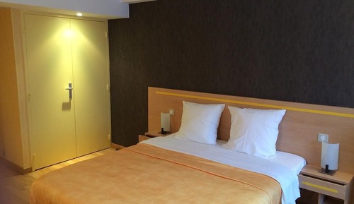 Chambre avec lits jumeaux