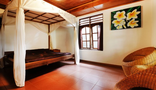 Chambre Supérieure, salle de bains commune