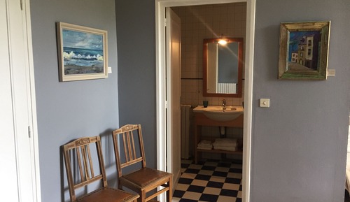 Suite Confort, salle de bains attenante, vue jardin (Chambre Blue)