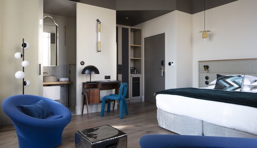 Chambre Double Junior, vue ville (La Signature)