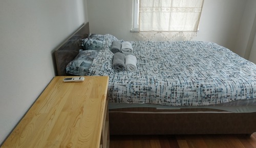 Chambre Double Classique, 1 grand lit, non-fumeurs, vue partielle sur la mer