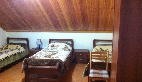 Chambre Triple, salle de bains commune