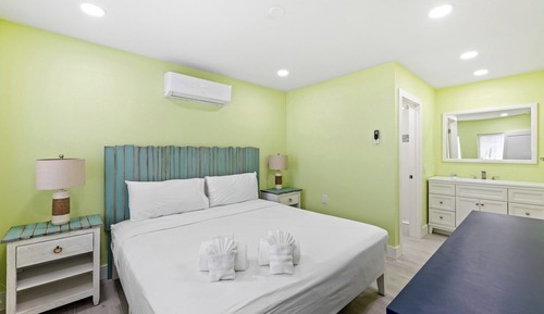 Chambre Double, salle de bains privée (THE HIDEAWAY )