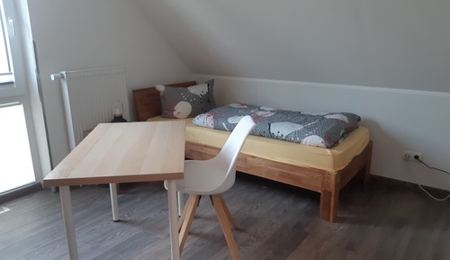Chambre Simple, salle de bains commune, en mezzanine