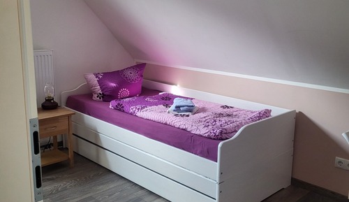 Chambre Simple, salle de bains commune, en mezzanine
