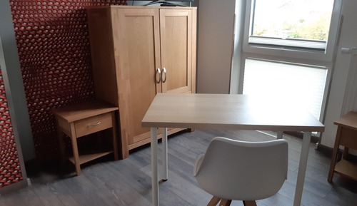 Chambre Simple, salle de bains commune, en mezzanine