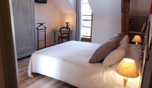 Chambre Double Standard, salle de bains privée, vue jardin (LA GRAVELLE)