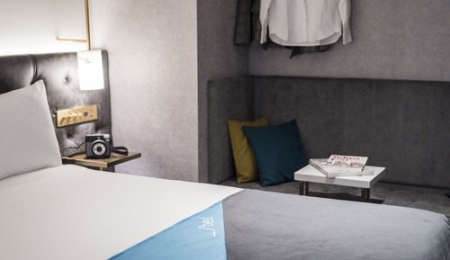 Chambre avec lits jumeaux (Slash)