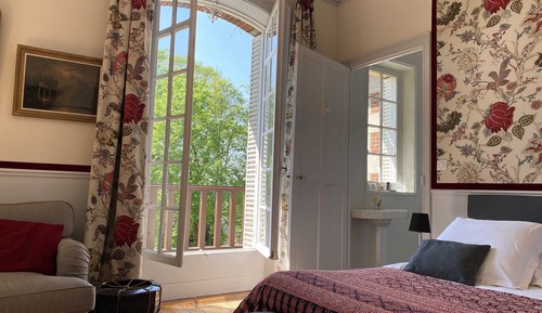 Chambre Double Supérieure, salle de bains attenante, vue parc (Chambre Lakmé)