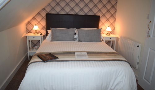 Chambre Double Standard, salle de bains attenante, vue lac