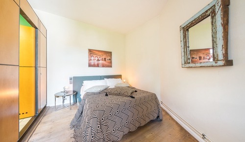 Appartement (Stufenraum)