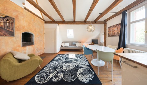 Appartement (Maisonette mit Kamin)