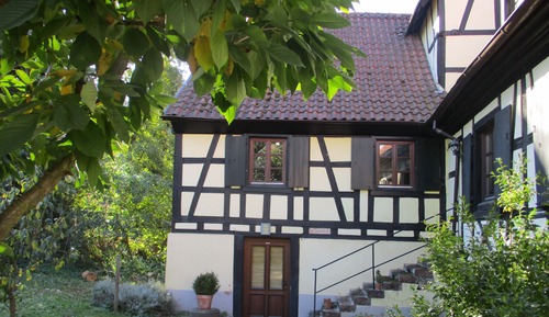 Maison, 2 chambres (exclusive 350 Euro Kaution)