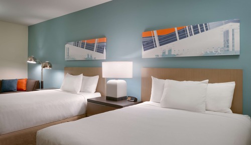 Chambre, 2 grands lits (Den)