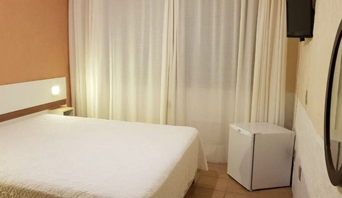 Chambre Standard Double ou avec lits jumeaux, vue cour intérieure
