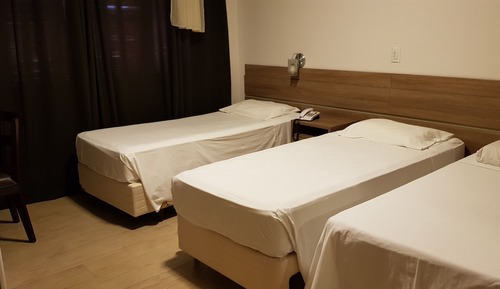 Chambre Triple Luxe, vue piscine