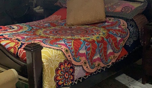 Chambre (Tucan Room)