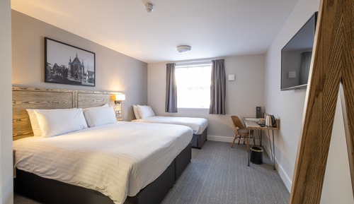 Chambre Familiale