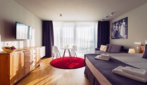 Chambre Double Premium, balcon, vue partielle sur le lac