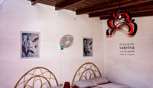 Chambre Triple Standard, plusieurs lits, salle de bains attenante, côté jardin