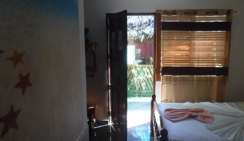 Chambre Double Standard, 2 lits doubles, salle de bains attenante, vue jardin