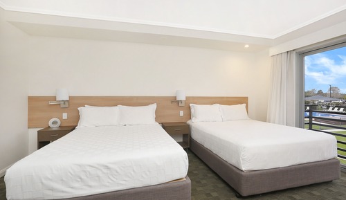 Chambre Familiale, 2 grands lits, non-fumeurs
