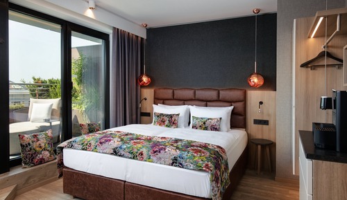Chambre Premium, 1 très grand lit, balcon