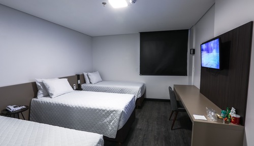 Chambre Supérieure avec lits jumeaux