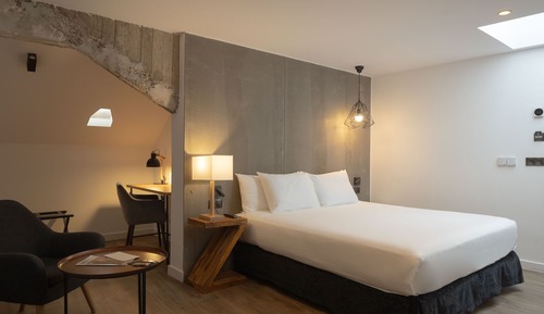 TAYKO PENTHOUSE SUITE