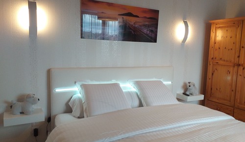 Chambre Double, 1 très grand lit