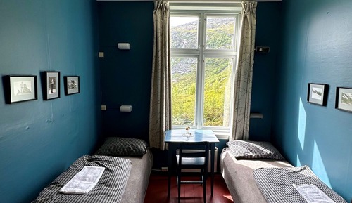 Chambre, 2 lits une place