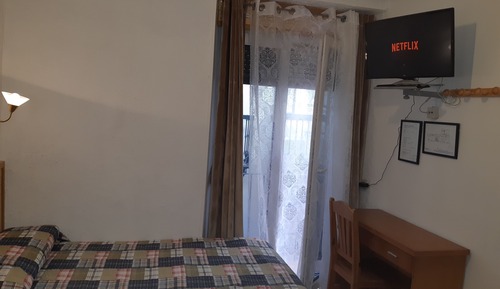 Chambre Double, 2 lits une place, salle de bains privée