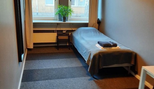 Chambre Simple, salle de bains commune
