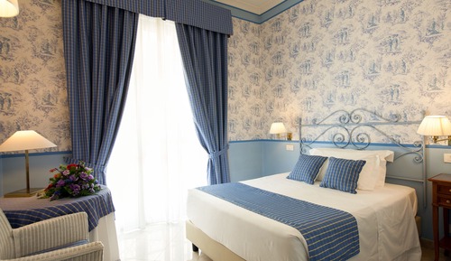 Chambre Double Supérieure, 1 lit double (DUS)