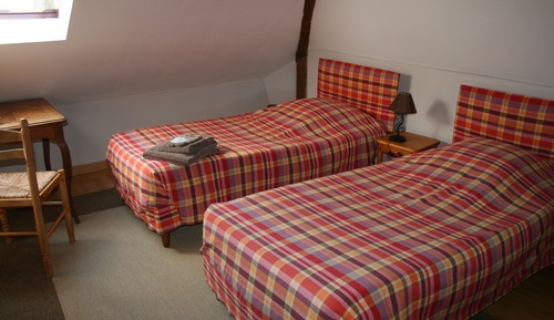 Suite Supérieure, salle de bains privée, vue jardin (Suite des Pres)
