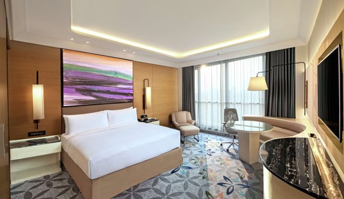Chambre Exécutive, 1 très grand lit (with Executive Lounge Access)