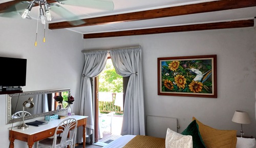 Chambre Double Standard, 1 lit double, non-fumeurs, vue jardin