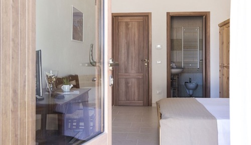 Chambre Double, 1 grand lit (tre)