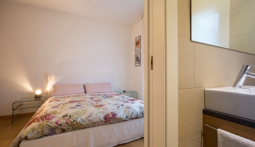 Chambre Double Confort, 1 grand lit