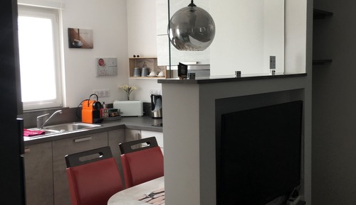 Studio Deluxe, 1 grand lit, cuisine, vue jardin