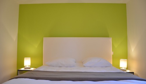 Double Room (Jade)