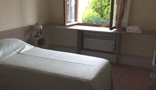 Chambre Simple Classique, 1 lit une place, salle de bains privée